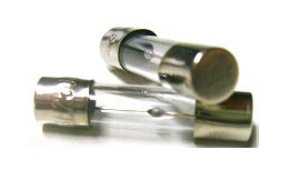 VARIEDADES FUSIBLES DE VIDRIO LENTO 5X20 MM