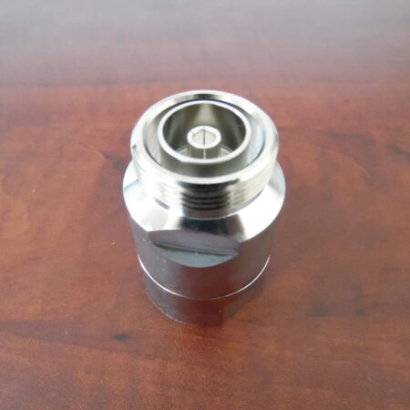 CON. AMPHE HEMBRA DE 7/16" PARA CABLE 7/8"